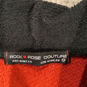 Long sleeve cropped shirt with hood